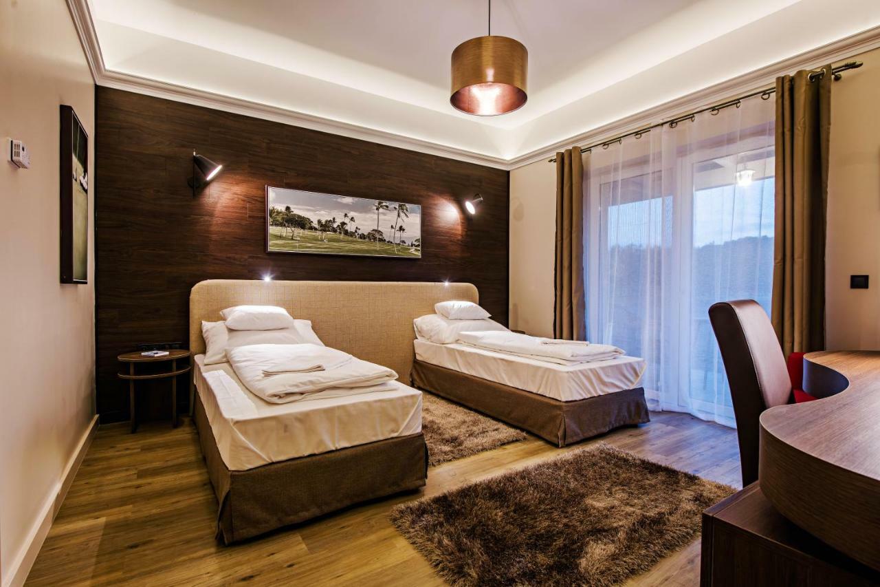 Pannonia Golf & Country Club Bed & Breakfast Alcsutdoboz Екстериор снимка